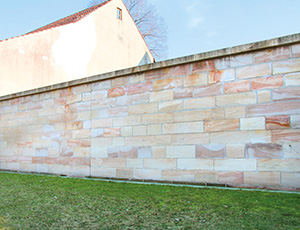 Stützmauer Kirchenpingarten